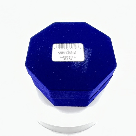 Pearl Pendant Necklace & 3-Pc. Stud Earrings Set in Silver-Tone NWT MSRP $60 - Picture 5 of 5